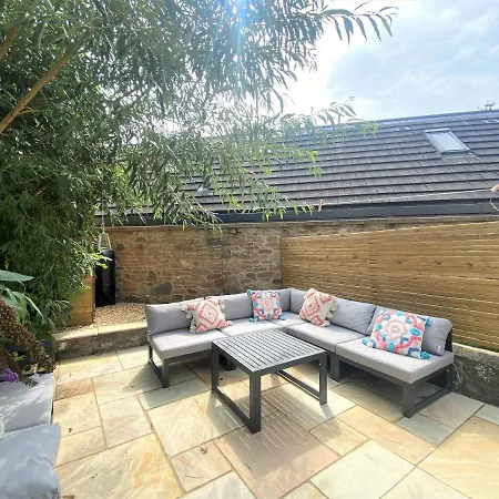 Holiday home Bohemian Family With Gorgeous Garden